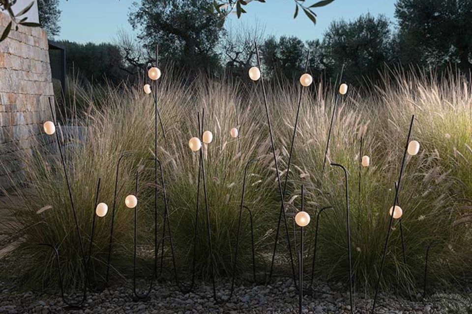 The right atmosphere for any outdoor space: illumination of natural elements in the garden