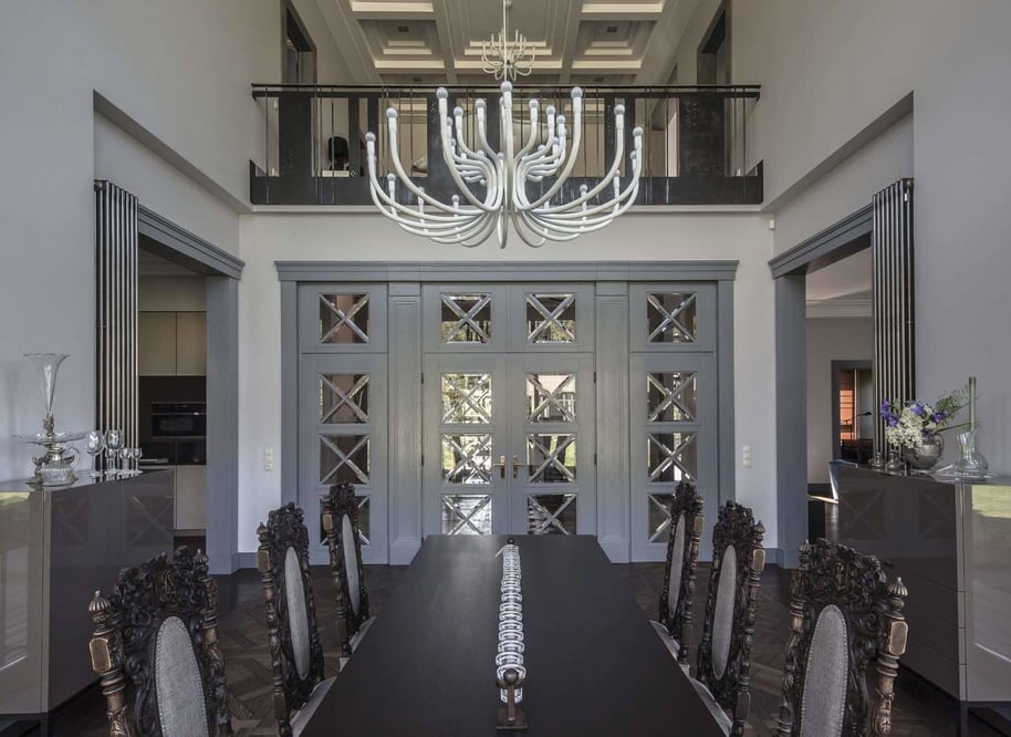5 tips for dining table lighting: guidelines for your lighting design project